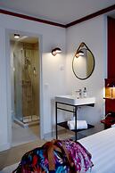 Agate Hotel