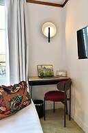 Agate Hotel