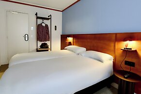 Agate Hotel