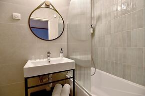 Agate Hotel