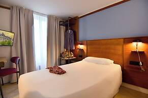 Agate Hotel
