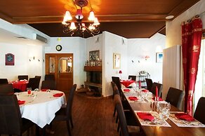 Citotel Les Pres Du Rosay