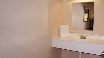 Classic Motor Lodge West Green