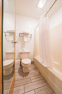 Budget Inn Gladstone By OYO - Portland/Clackamas