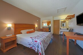 Budget Inn Gladstone By OYO - Portland/Clackamas