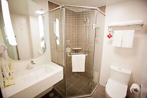 Ibis Harbin Hongqi Street Hotel