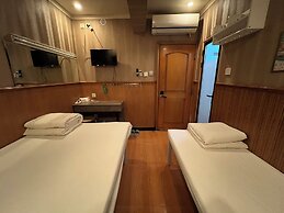 USA Hostel