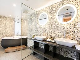 Tenza Hotel & SKYSPA at Sapporo Central