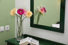 Apollon Hotel Apartments