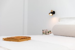 Depis Place & Apartments