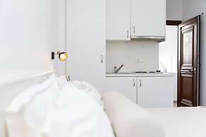 Depis Place & Apartments