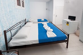 Depis Place & Apartments