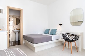 Depis Place & Apartments