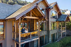 Commonage Villas by Staysouth