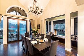 Commonage Villas by Staysouth