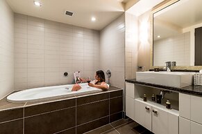 Commonage Villas by Staysouth