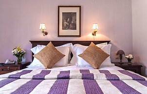 Doupiani House Hotel