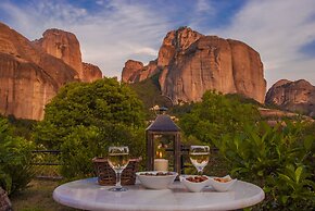 Doupiani House Hotel