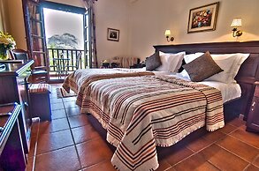 Doupiani House Hotel