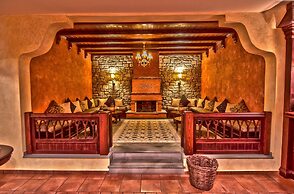 Doupiani House Hotel