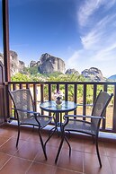 Doupiani House Hotel