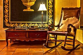 Doupiani House Hotel