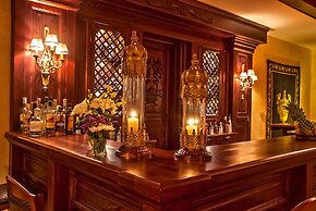 Doupiani House Hotel