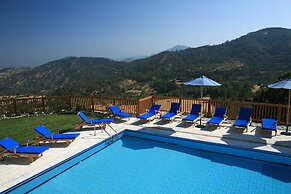 Demetriou Paradisos Hills