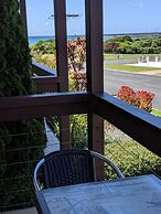 Seaview Motel and Apartments