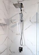 Seaview Motel and Apartments