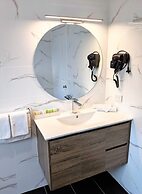 Seaview Motel and Apartments