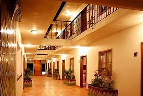 Cabo Cush Hotel