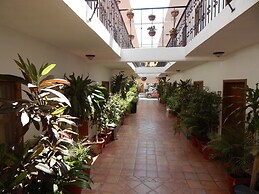 Cabo Cush Hotel