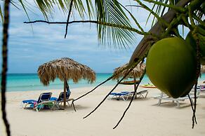 Fun Holiday Beach Resort