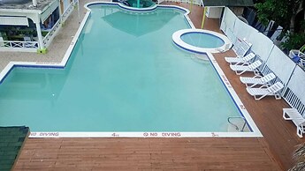 Fun Holiday Beach Resort