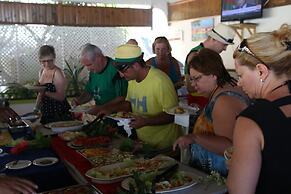 Fun Holiday Beach Resort