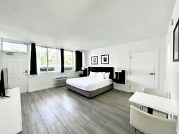 Beach Gardens A North Beach Village Resort Hotel