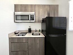 Beach Gardens A North Beach Village Resort Hotel