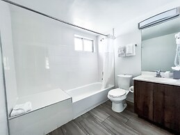 Beach Gardens A North Beach Village Resort Hotel