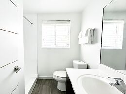 Beach Gardens A North Beach Village Resort Hotel