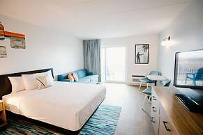 SeaLoft Oceanfront Hotel