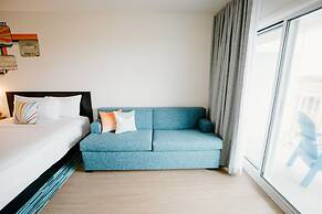 SeaLoft Oceanfront Hotel