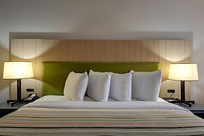 Country Inn & Suites by Radisson, Pierre, SD