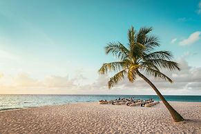 ROBINSON MALDIVES - Adults only - All Inclusive