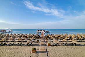 Baia Lara Hotel
