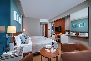 Baia Lara Hotel