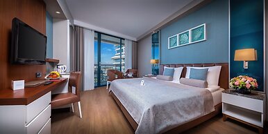 Baia Lara Hotel