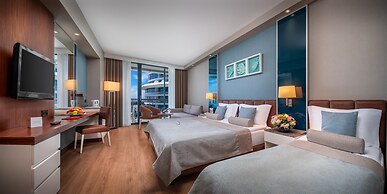 Baia Lara Hotel