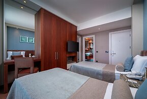 Baia Lara Hotel