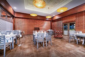 Baia Lara Hotel
